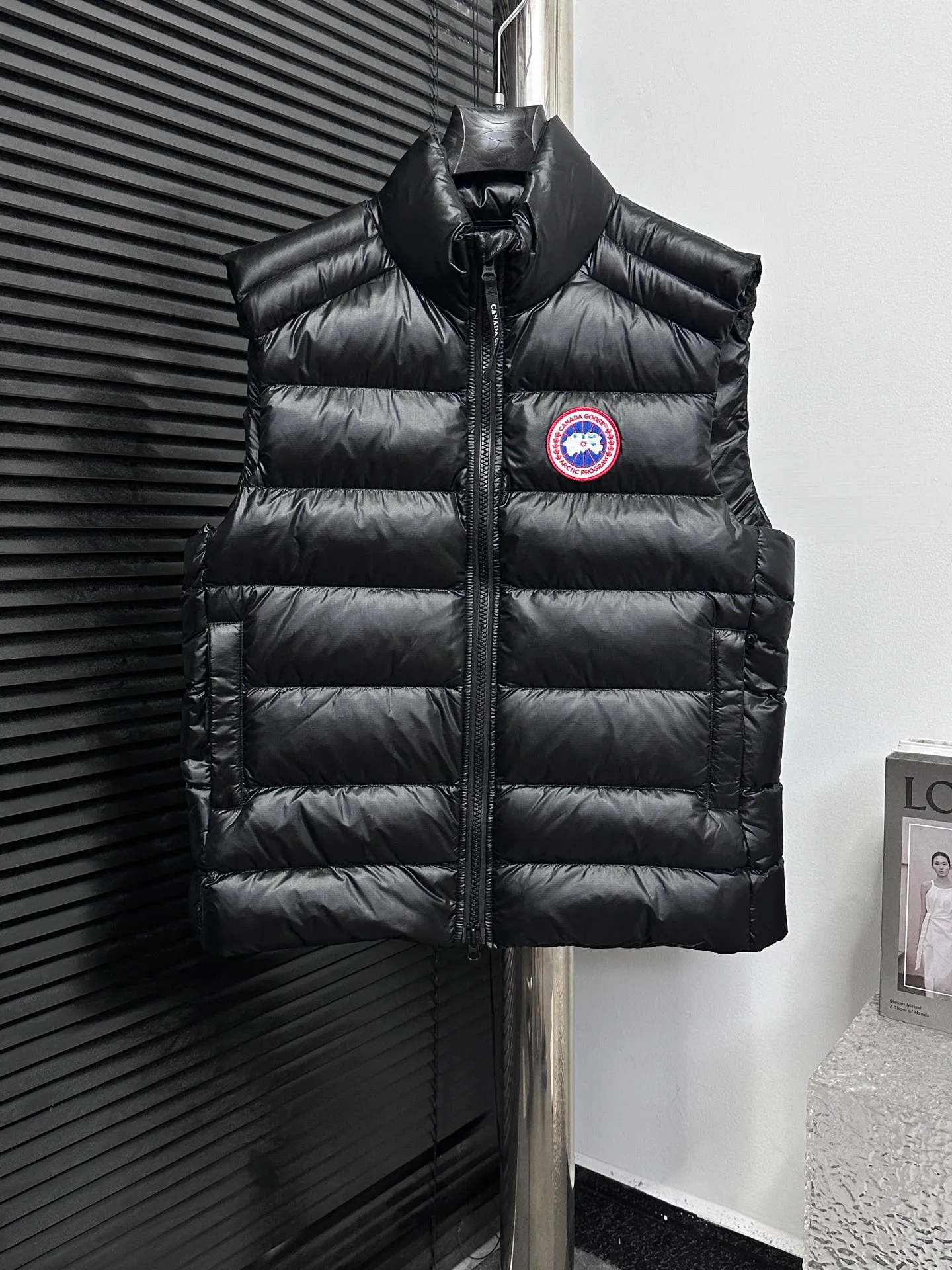 P560 [Canada Goose] CROFTON light down vest R water-repellent treatment Winall windproof fabric 700-fill down capacity Original molding Detailed production The upper body effect is stunning Exclusively available on the Xiaohongshu purchasing platform The highest version on the market Code number: XS-XXL